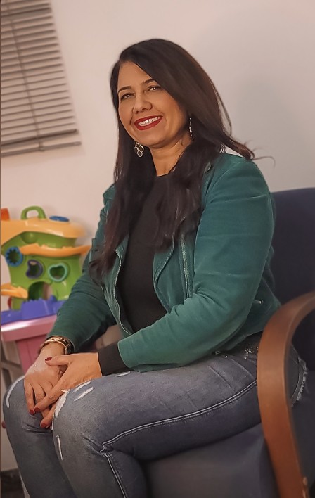 Foto de perfil da fonoaudiólogo Michelle Resende - Ciare Terapias