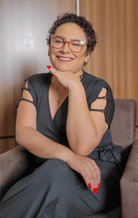 Foto de perfil da psicóloga Regiane Lopes - Ciare Terapias